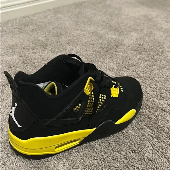 Jordan Men's Black and Yellow Sneakers - Picture 7 of 9